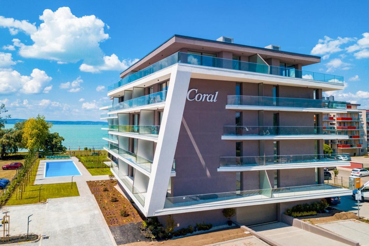 Myflat Coral Premium Suite Siófok Exteriör bild