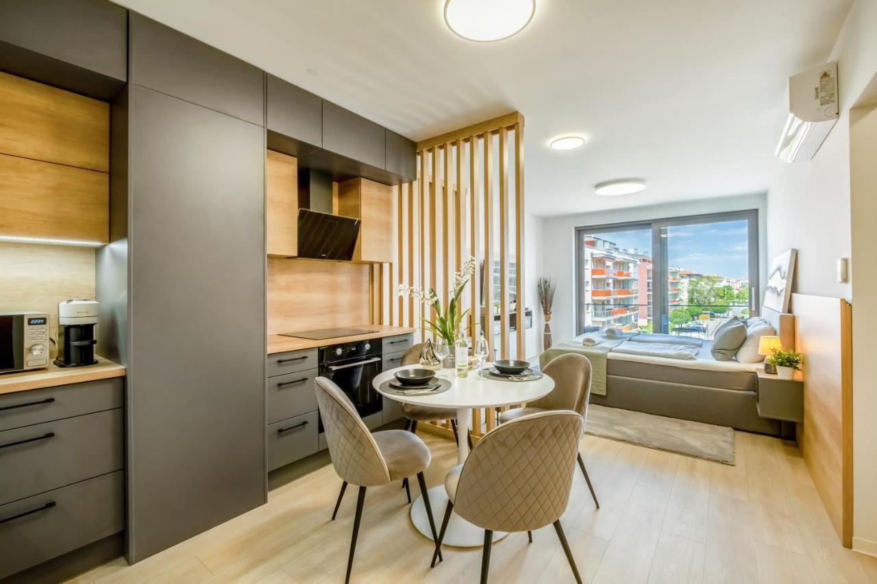 Myflat Coral Premium Suite Siófok Exteriör bild